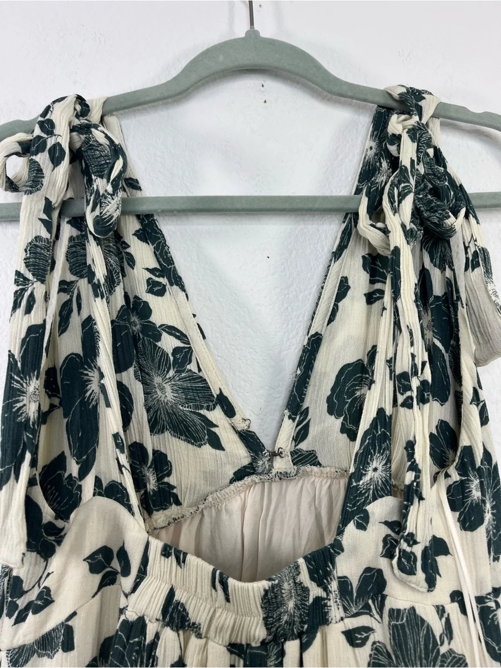 Abercrombie & Fitch Maxi Dress Floral Viscose size Medium